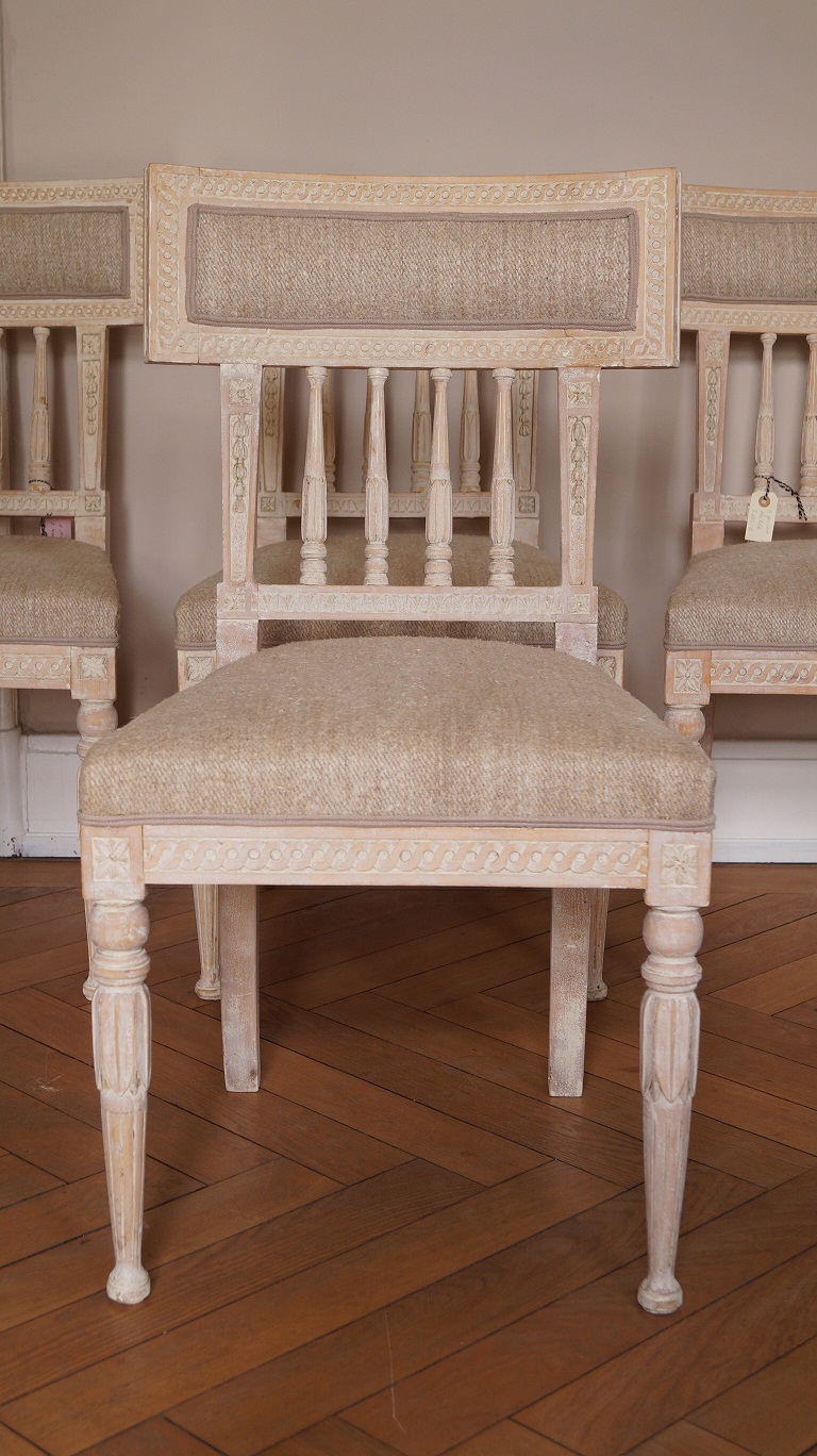 Chairs Gustavian