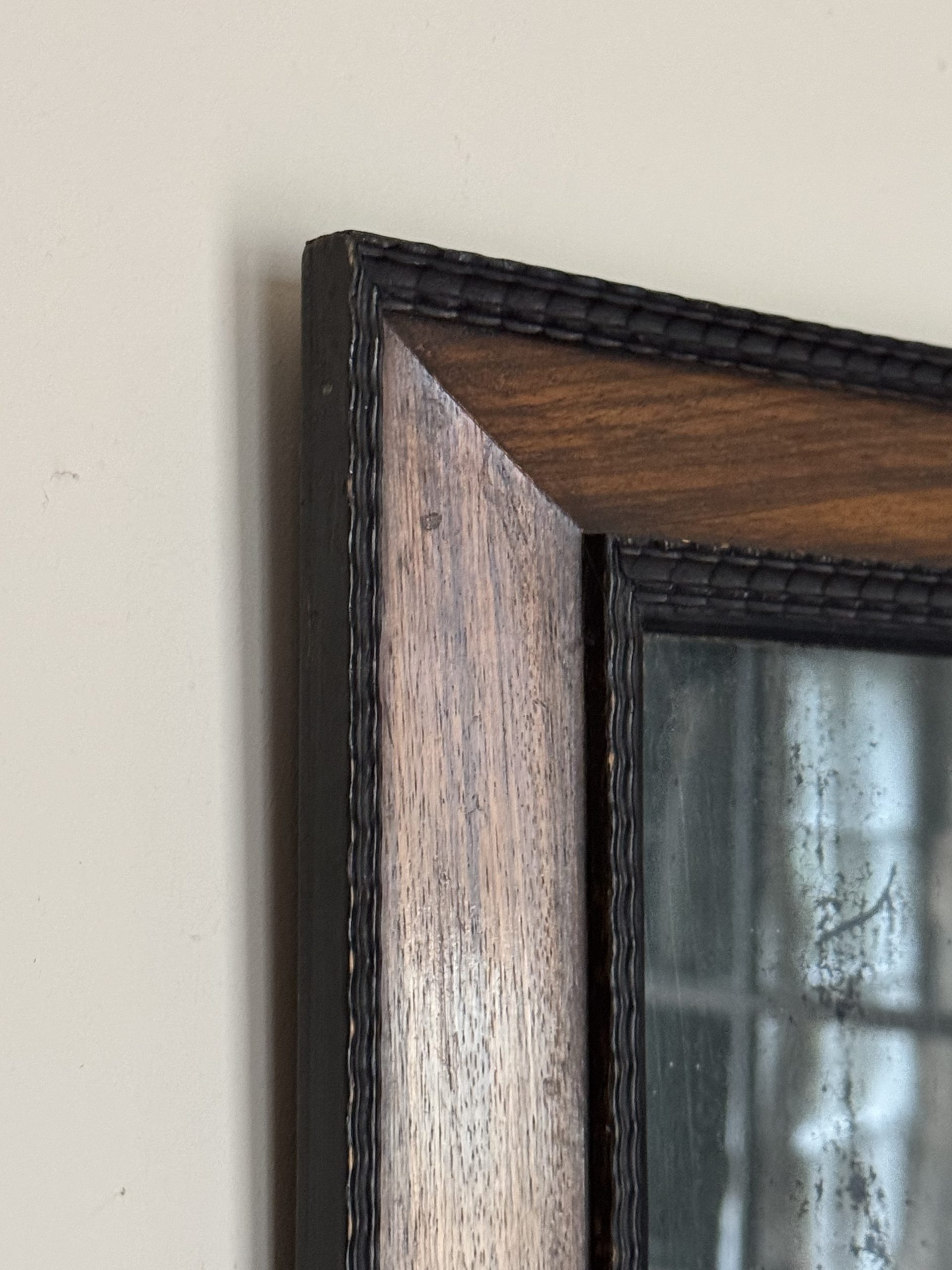 Small Ripple Moulded Mirror