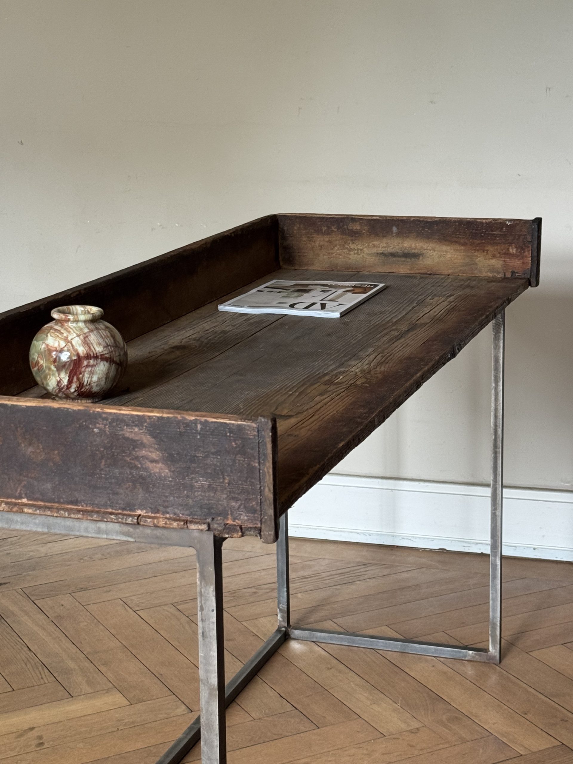 Console / Writing Table No. I